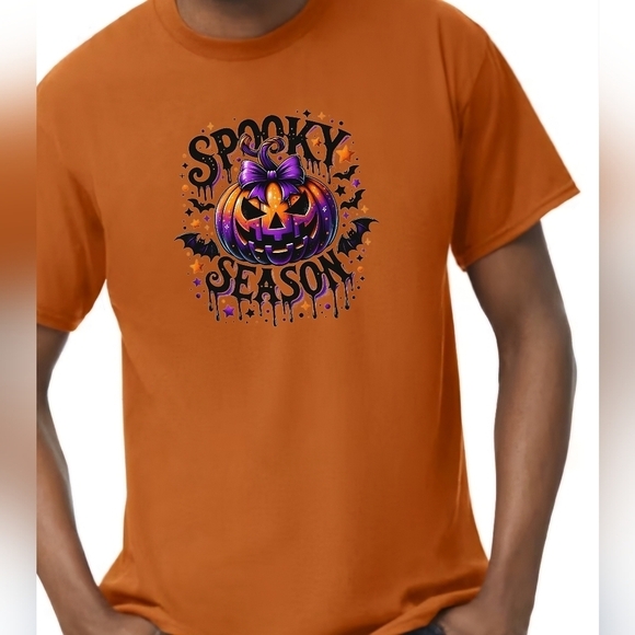 SPOOKY SEASON PUMPKIN Graphic T-Shirt 🧙👻 - Picture 1 of 4